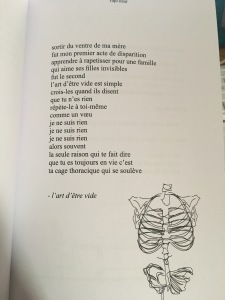 Le célèbre recueil de poésie Lait et Miel désormais disponible en France !
